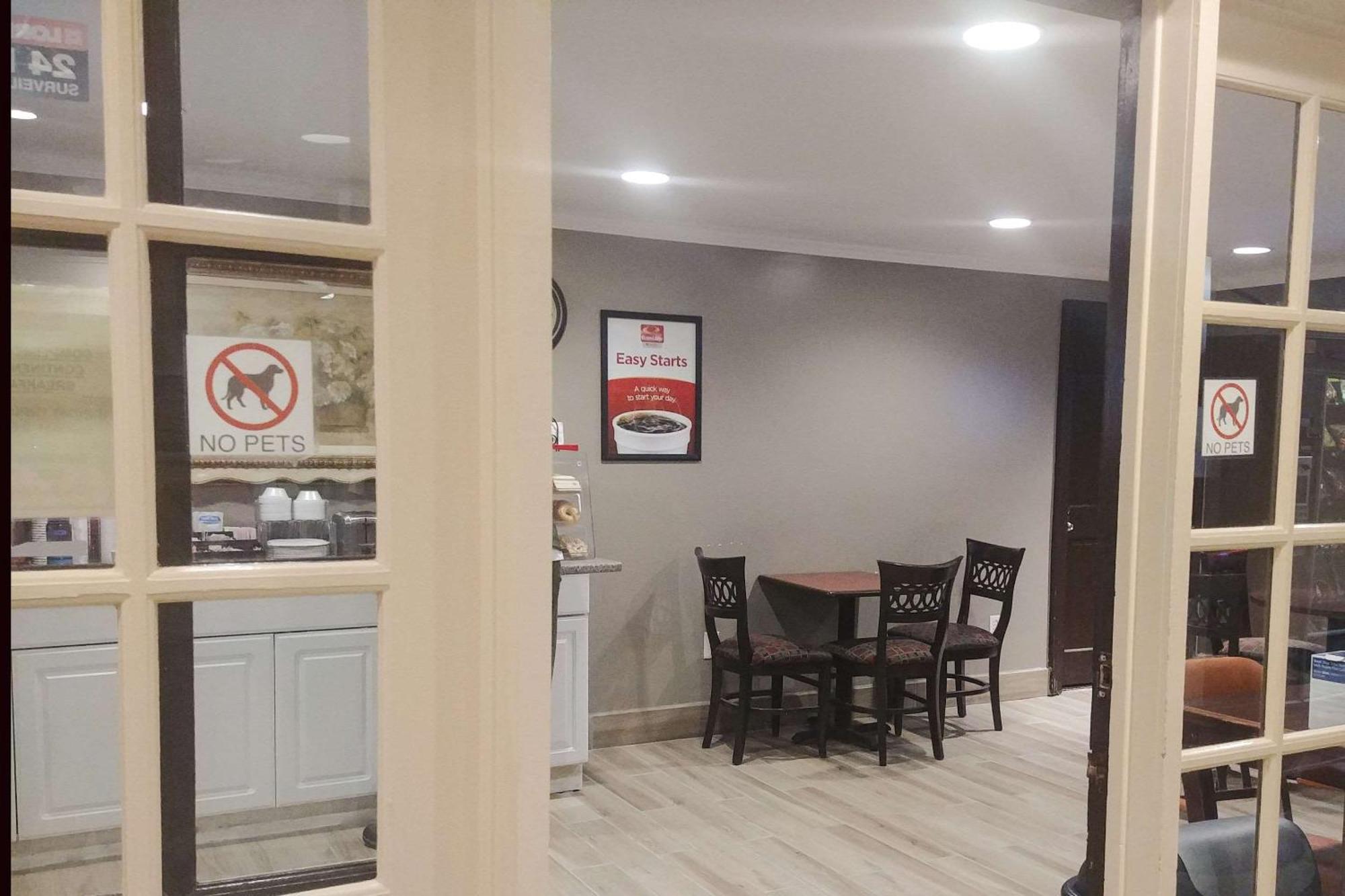 Econo Lodge Milldale - Southington Εξωτερικό φωτογραφία