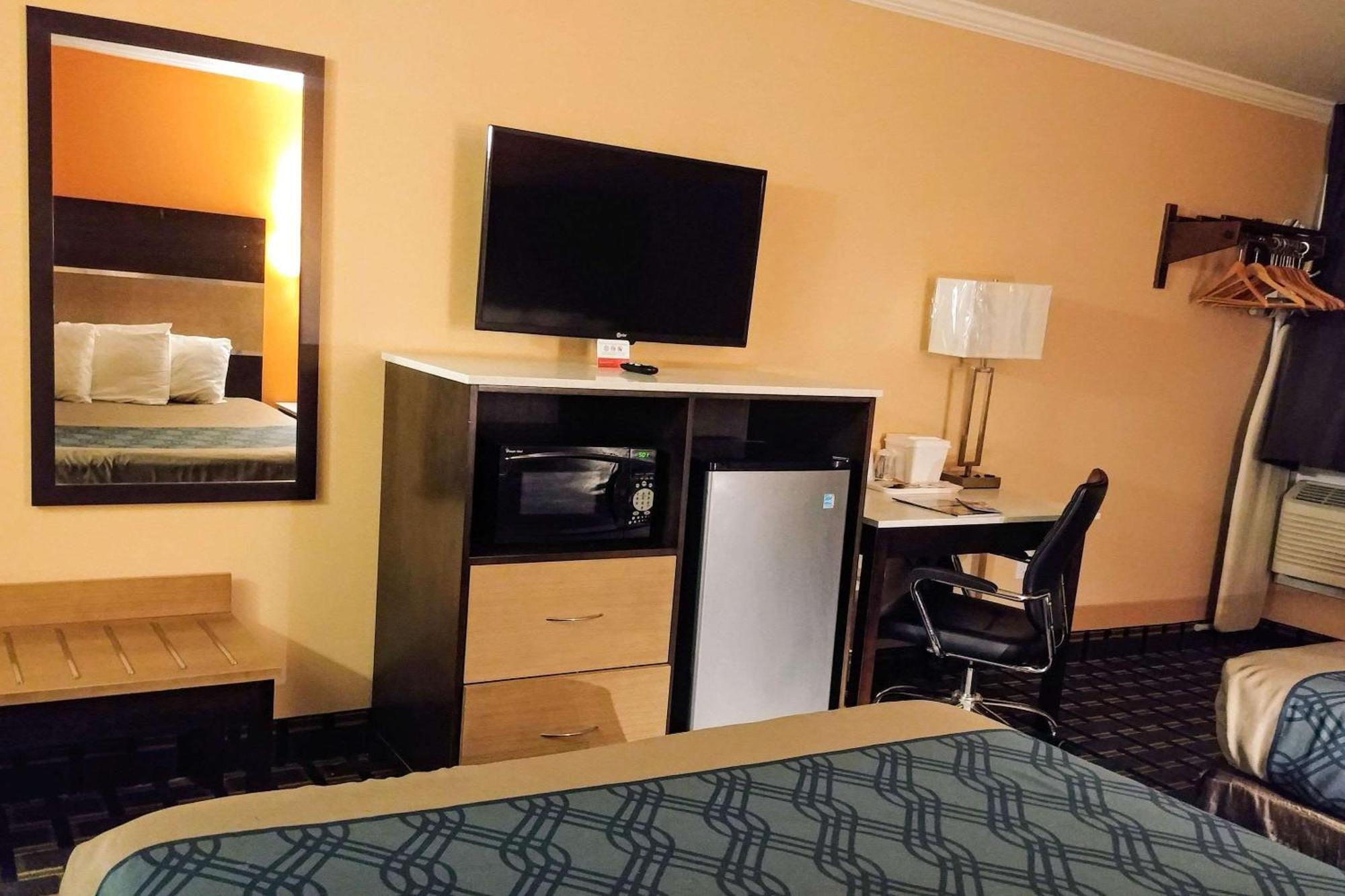 Econo Lodge Milldale - Southington Εξωτερικό φωτογραφία